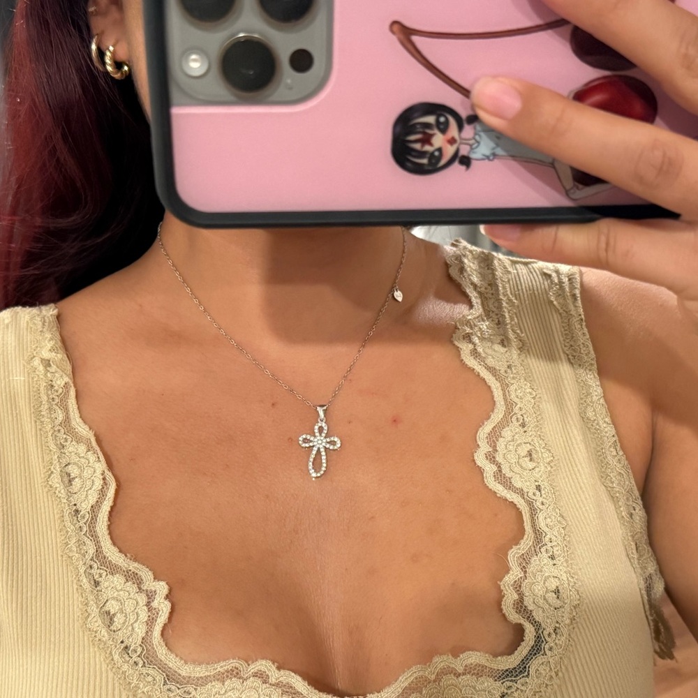Elegant Silver Cross Pendant Necklace